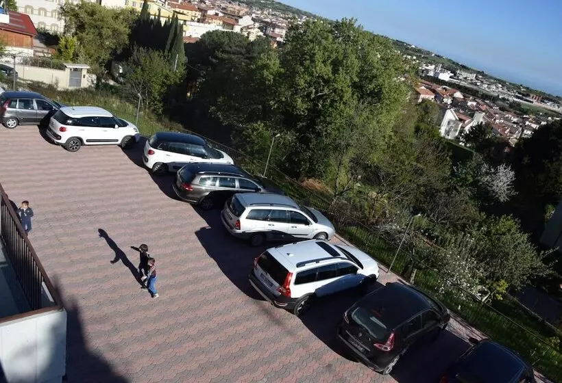 هتل Dei Cappuccini
