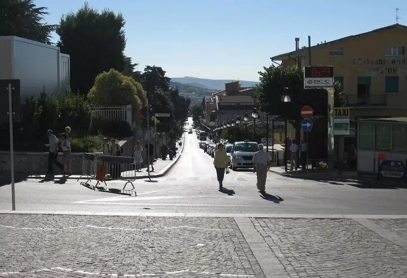 هتل Dei Cappuccini