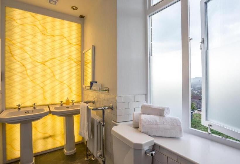 فندق Eagle And Child, Ramsbottom