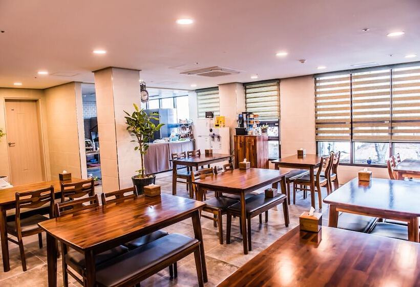 בית מלון כפרי Virginia