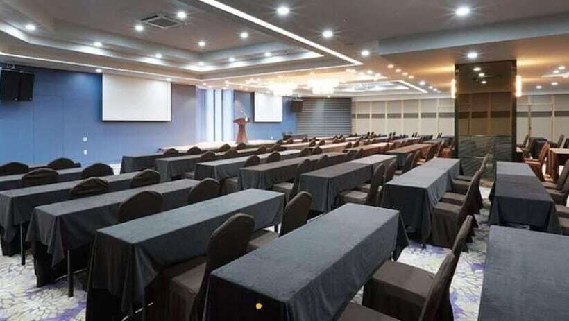 Hotel Osong H  Sejong City