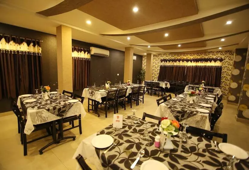 ホテル Oyo Rooms Near Power House