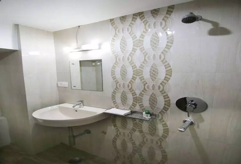 ホテル Oyo Rooms Near Power House