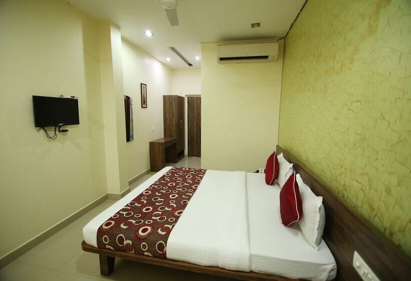 Hotell Oyo Rooms Near Power House