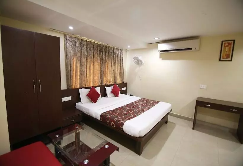 ホテル Oyo Rooms Near Power House