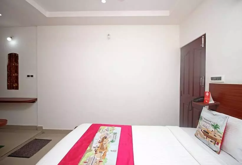 ホテル Oyo Rooms Near Power House