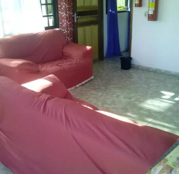 هتل Pousada Guaratuba