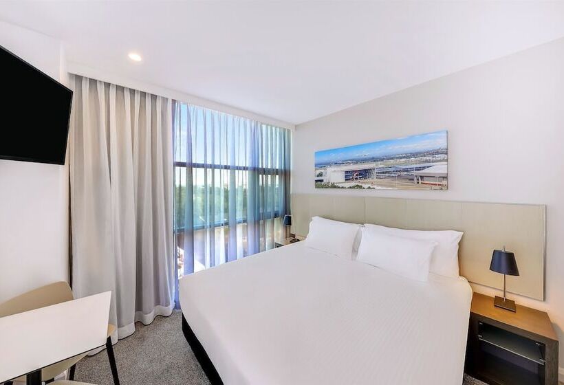 Travelodge Hotel Sydney Airport