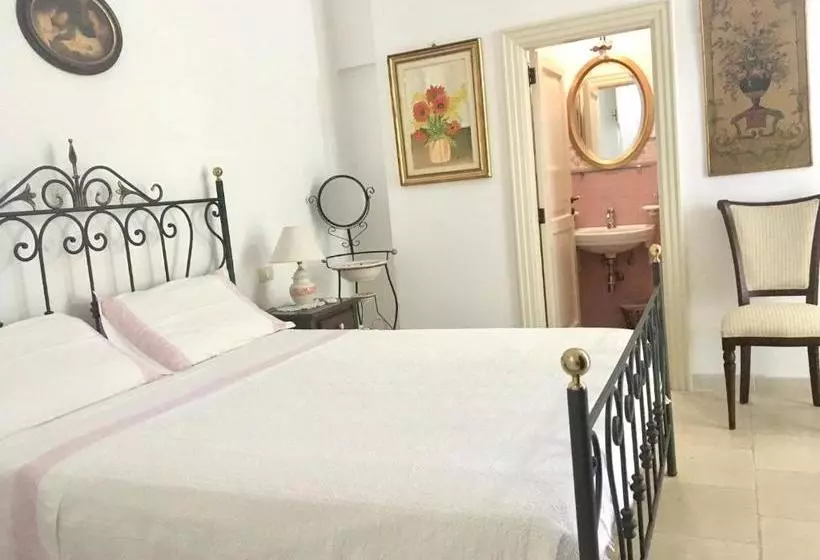 Aamiaismajoitus (B&B) Villa Cenzina