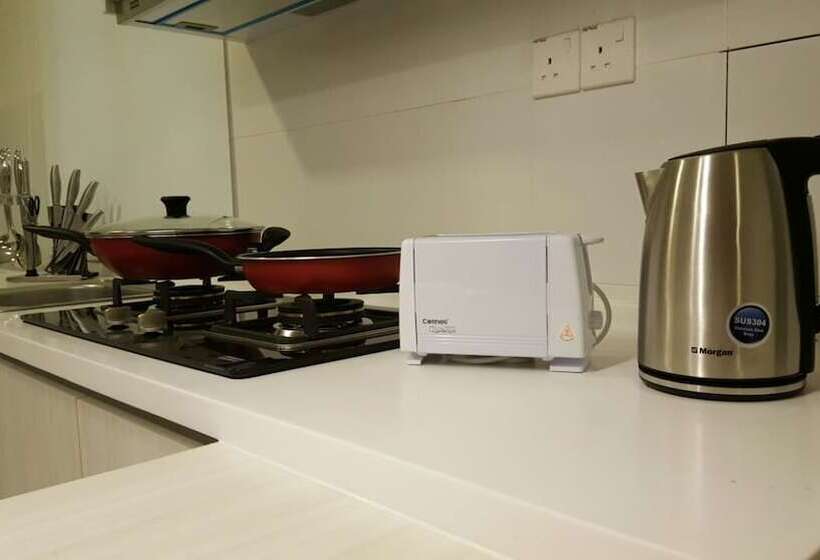 1 Tebrau Suites By Subhome