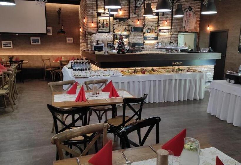 Azul Hotel & Restaurant Partizánske