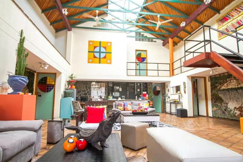 تختخواب و صبحانه Flatdog Lodge