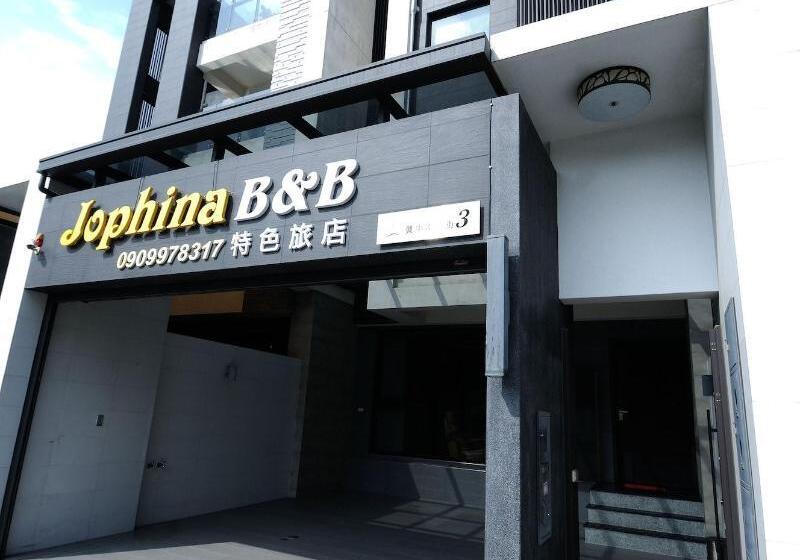 تختخواب و صبحانه Jophina