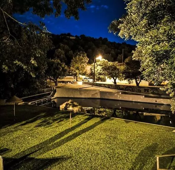 Aamiaismajoitus (B&B) Termas Da Sulfurea