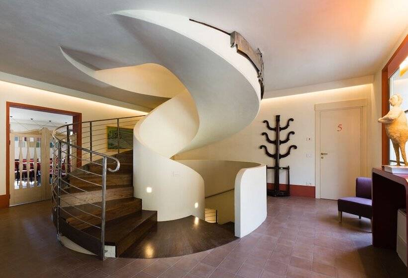 Hotel A440 In Tuscany