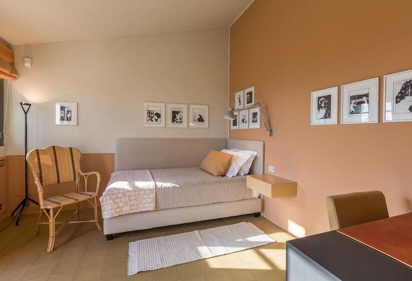 Hotel A440 In Tuscany