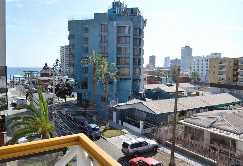 בית מלון כפרי Charlie Inn