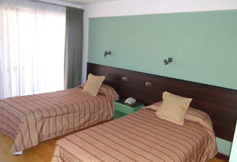 בית מלון כפרי Charlie Inn