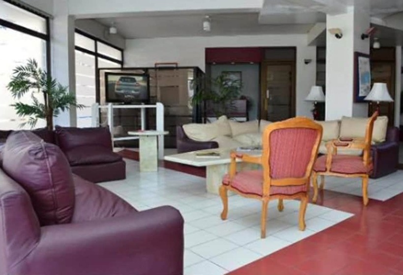 בית מלון כפרי Charlie Inn