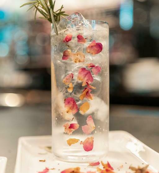 هتل Collini Rooms