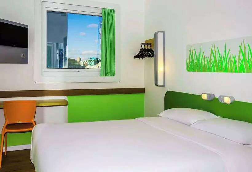 ホテル Ibis Budget Porto Alegre  Supereconomico