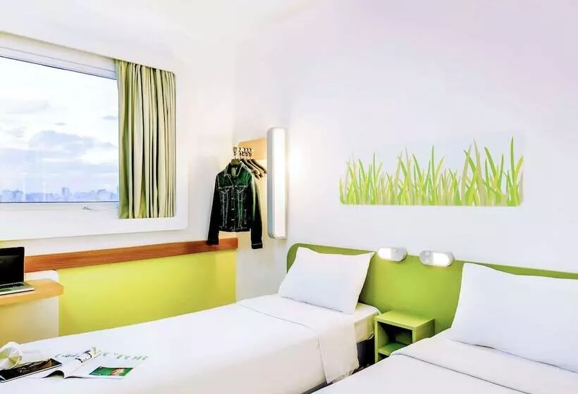 ホテル Ibis Budget Porto Alegre  Supereconomico