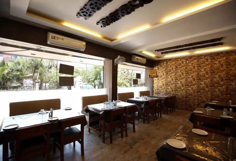 ホテル Oyo Rooms Opp Shri Balaji Hospital Mowa Raipur
