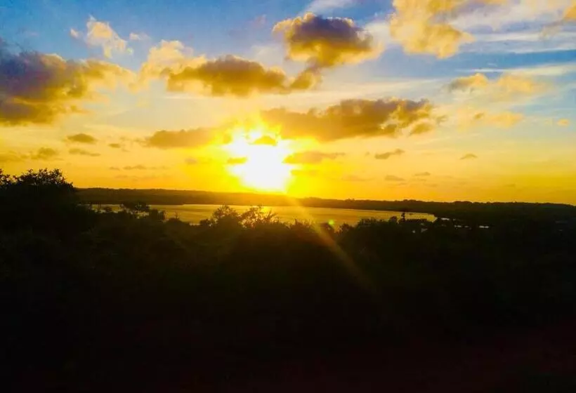 هتل Sunn Top Cabana