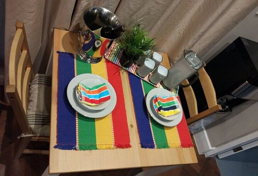 ホテル White Tree Residence