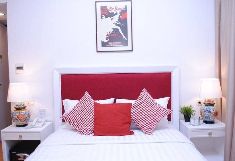 ホテル White Tree Residence