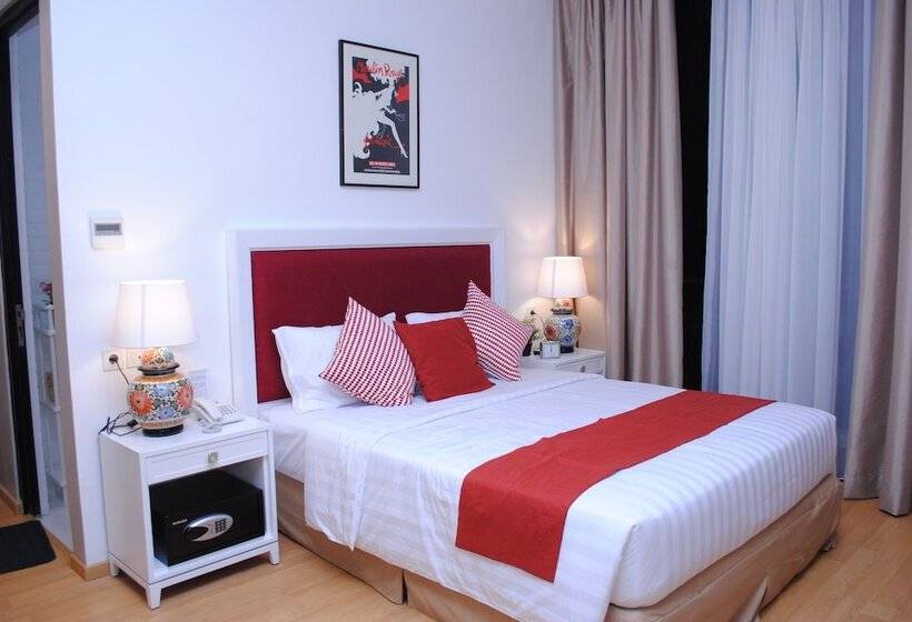 ホテル White Tree Residence