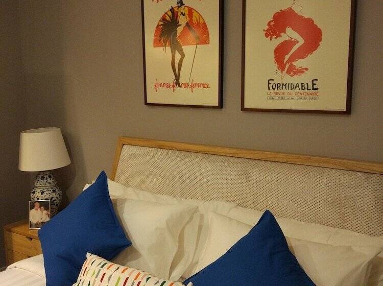 ホテル White Tree Residence