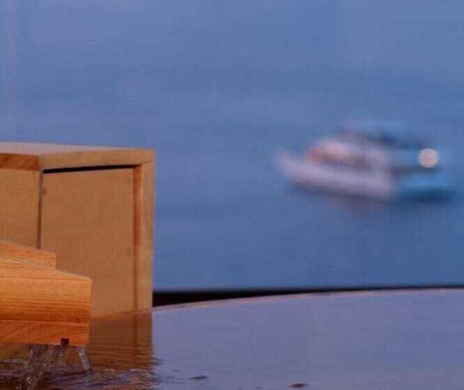 Hotel Yokohama Minato Mirai Manyo Club