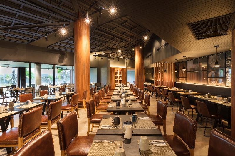 אתר נופש La Vela Khao Lak   Sha Extra Plus