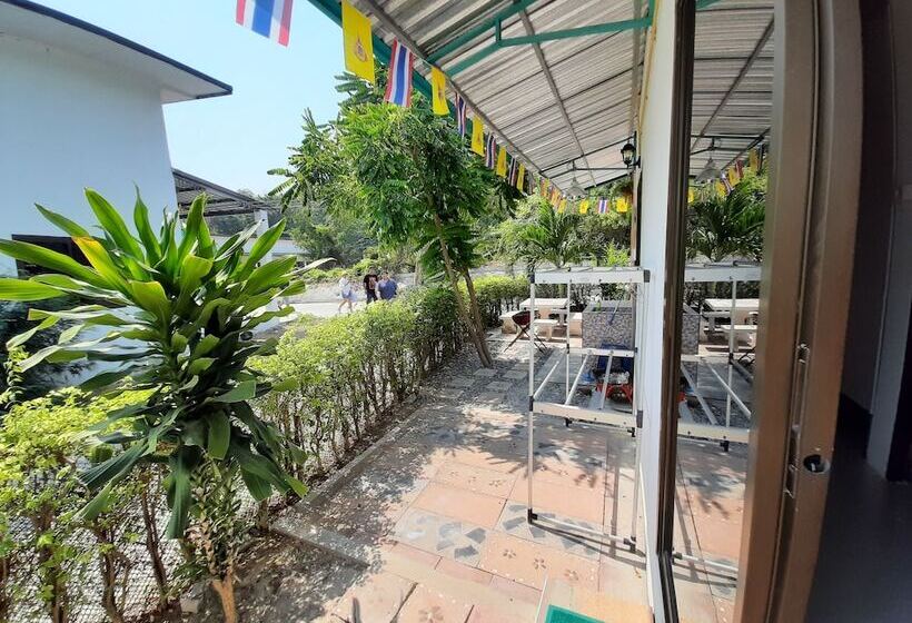 هاستل Runa Runa The Best Samed Island