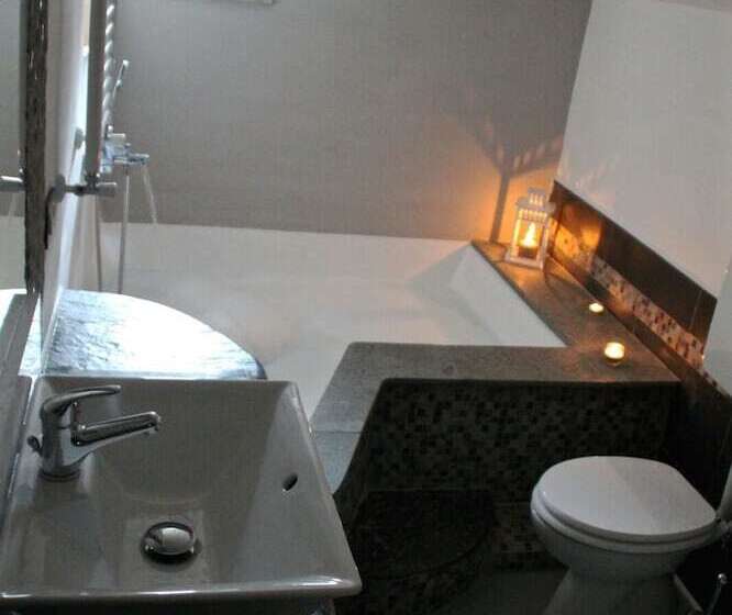 민박 Antica Corte Del Castello