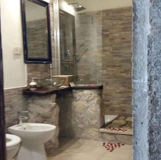 민박 Antica Corte Del Castello