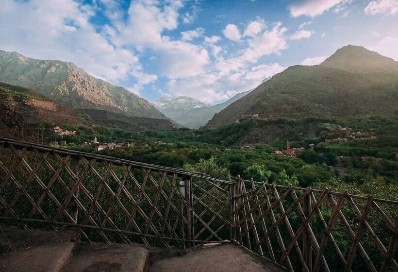 Bed & Breakfast Riad Atlas 4 Seasons