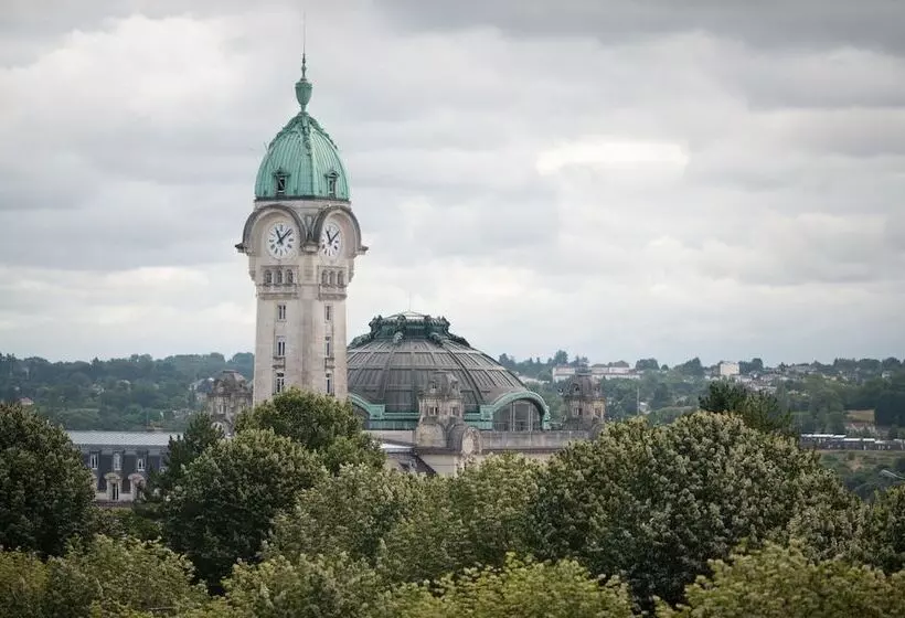 هتل Campanile Limoges Centre  Gare