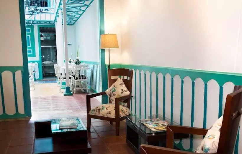 ホテル Casa Grande Inn