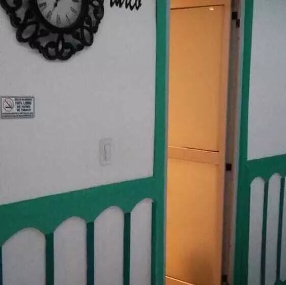 ホテル Casa Grande Inn