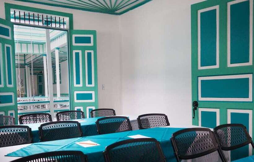 هتل Casa Grande Inn