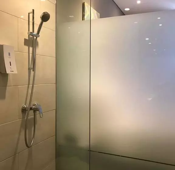 Szálloda Celecton Blue Cikarang