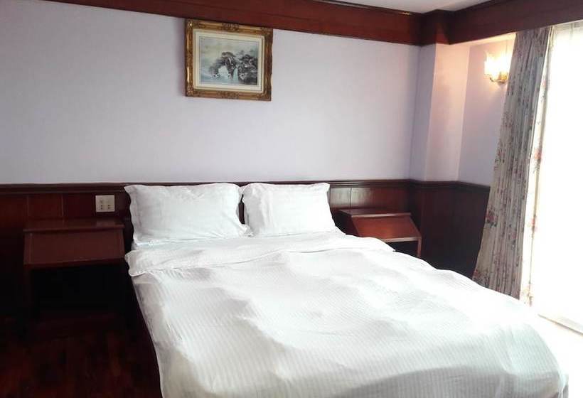 فندق Rawanda Resort