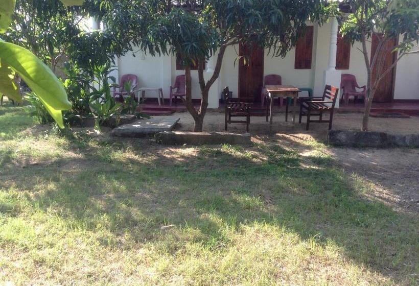 צימר Cafe Nilaveli