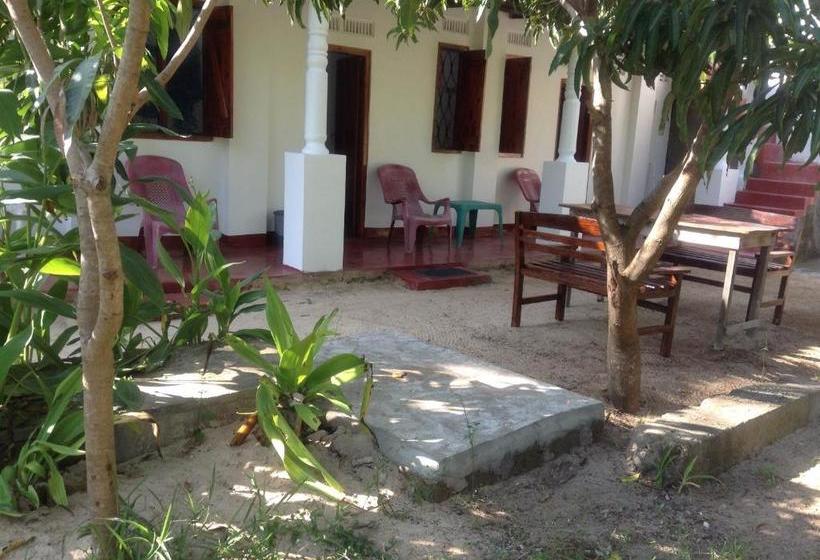 צימר Cafe Nilaveli