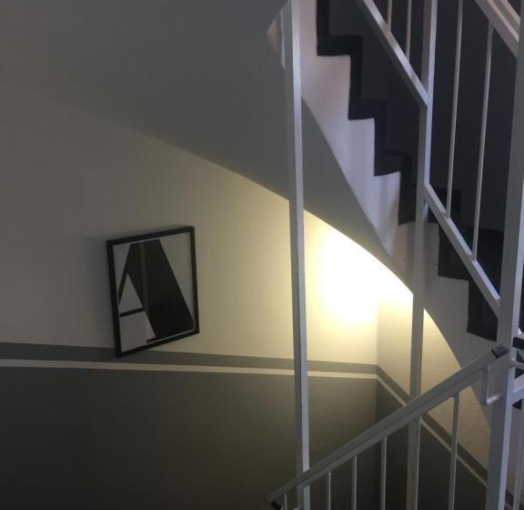 تختخواب و صبحانه Pension Wagner