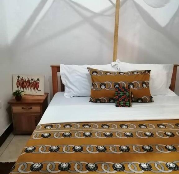 ホテル More Than A Drop