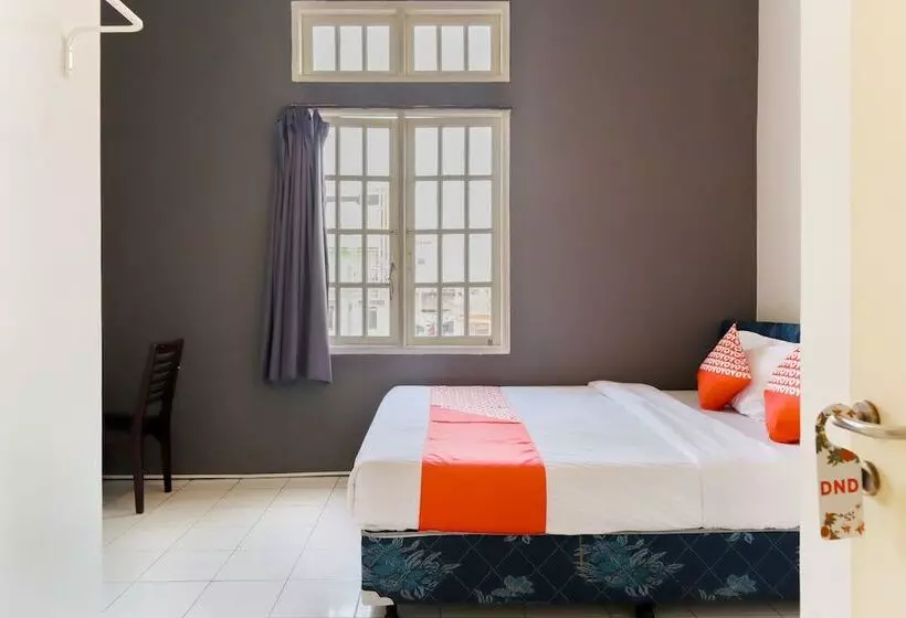 ホテル OYO 1111 Pasar Baru Inn