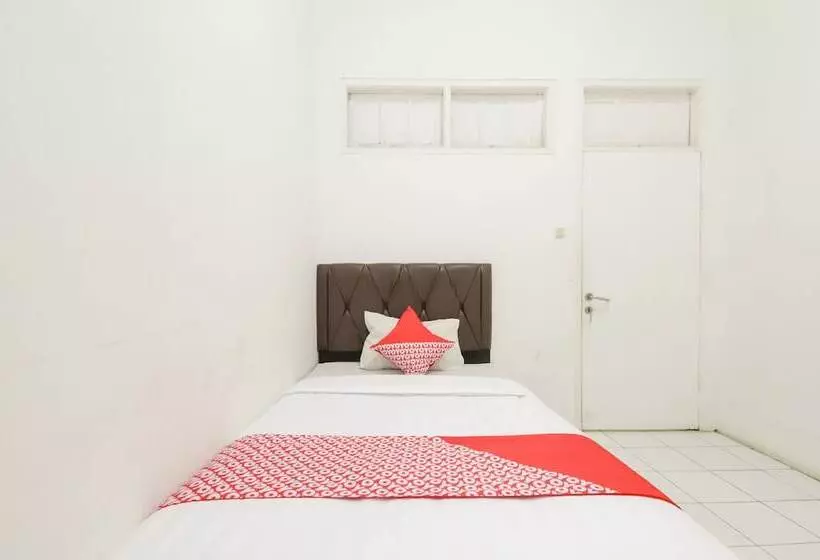 ホテル OYO 1111 Pasar Baru Inn